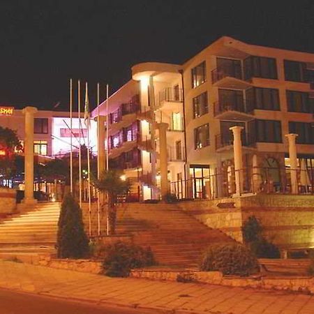 Menabria Nessebar Hotel Exterior photo
